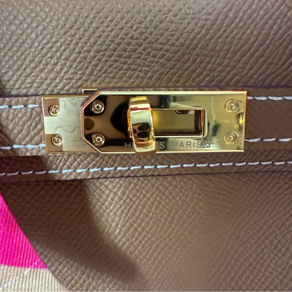 Brown Leather Handbag with Pink Accents - Picture 8 of 17